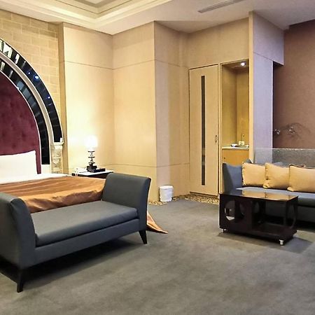 Shantis Motel Chiayi Eksteriør bilde