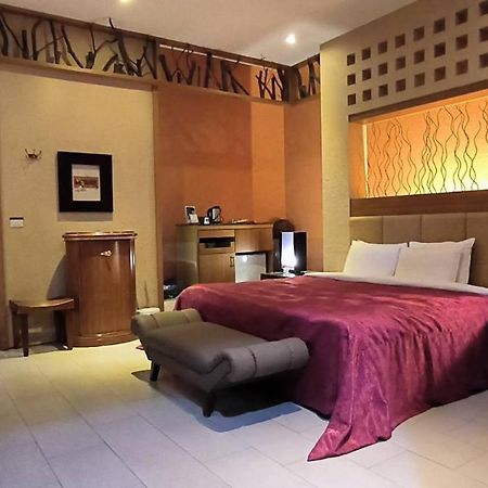 Shantis Motel Chiayi Eksteriør bilde